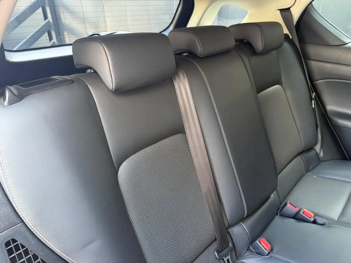 2020-lexus-ct-200h-18-ct-big-54
