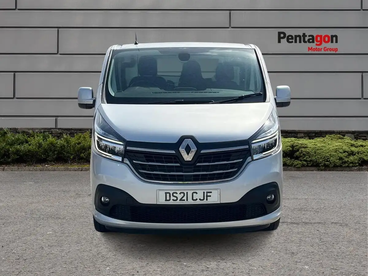2021-renault-trafic-20dci-ll30-energy-120-sport-big-15