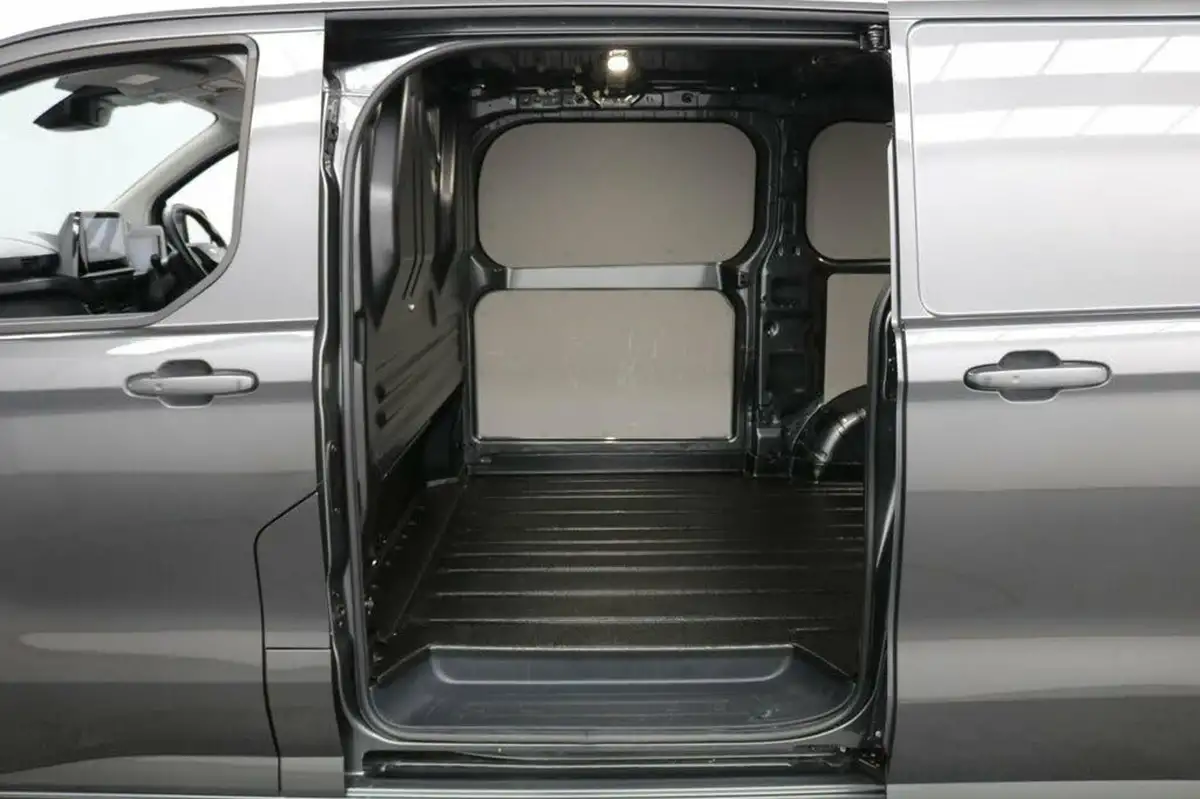 2023-ford-transit-custom-20tdci-320-l1h1-limited-136pseu6e-panel-van-1996cc-auto-big-8