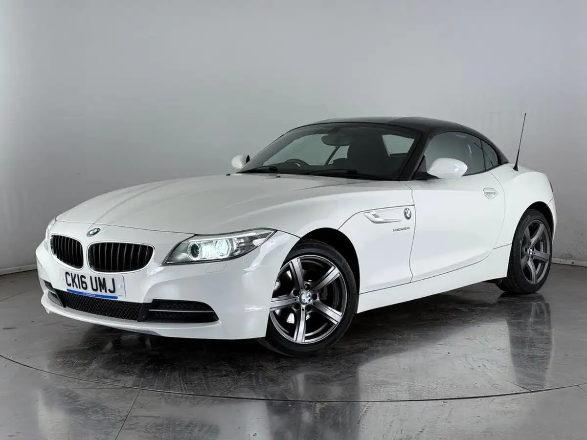 2016-bmw-z4-20-sdrive18i-ss-big-44