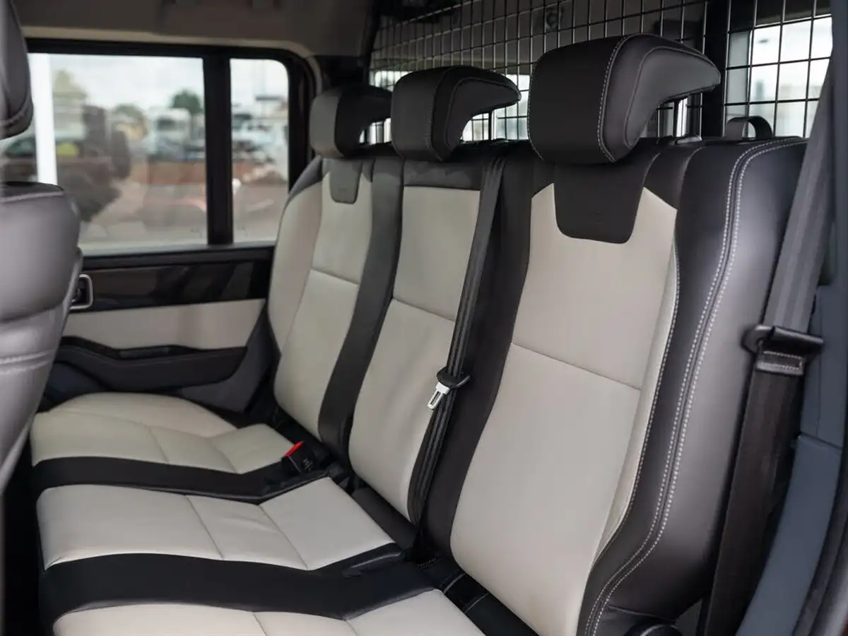2024-ineos-grenadier-30-286pseu6d2-seat-commercial-panel-van-big-15