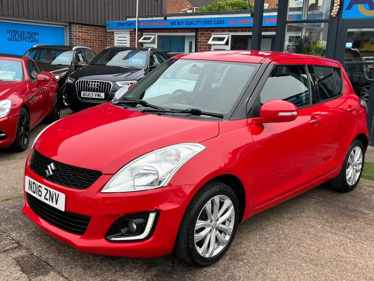 2016-suzuki-swift-12-sz4-94ps-nav-5d-big-13