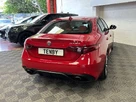2018-alfa-romeo-giulia-20-veloce-small-9