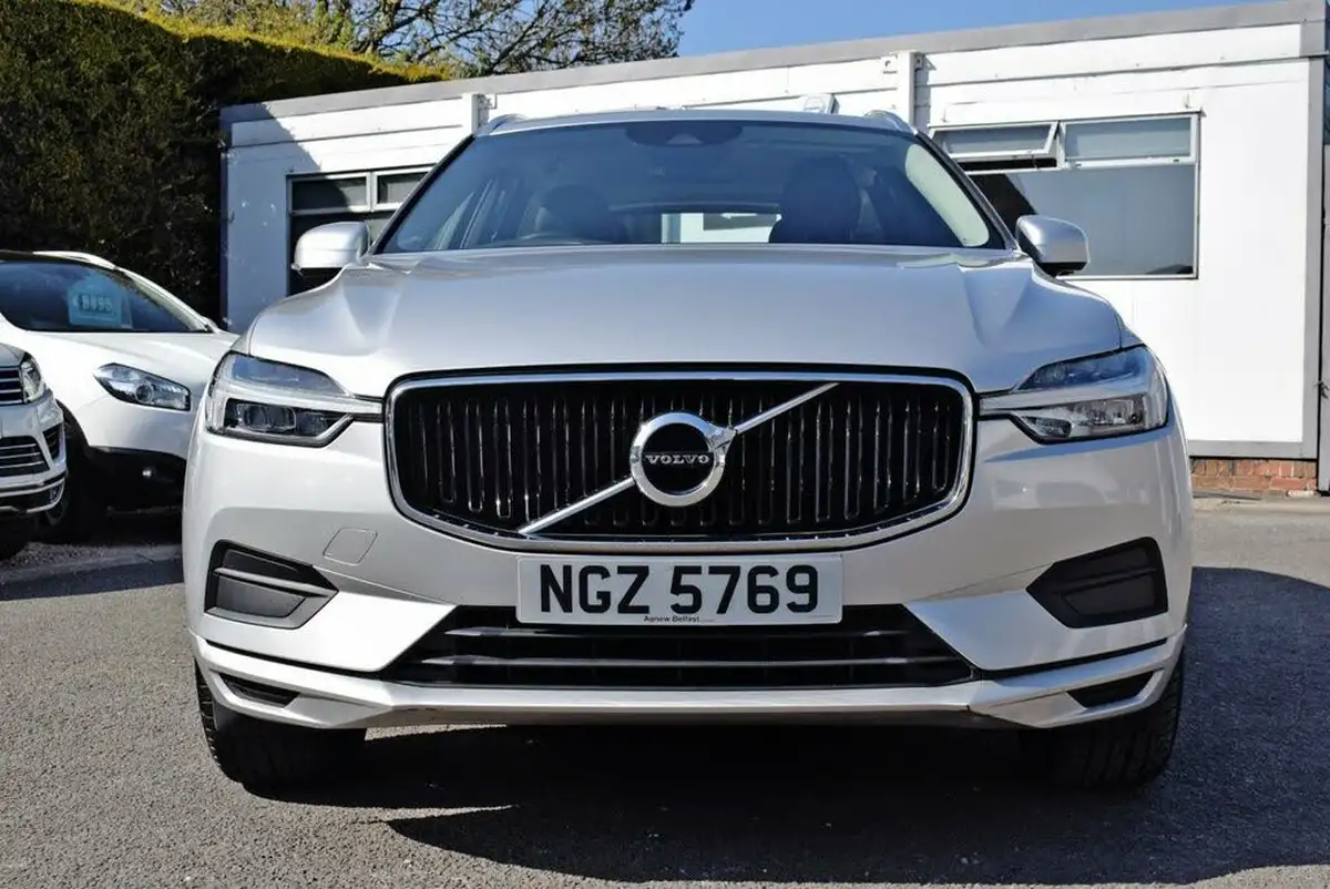 2017-volvo-xc60-20td-d4-momentum-geartronic-big-8
