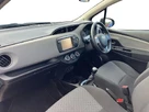 2015-toyota-yaris-133-icon-vvt-i-5d-small-6