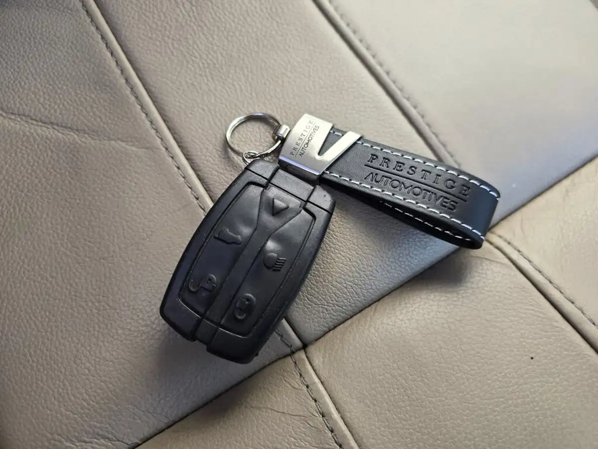 2011-land-rover-freelander-2-big-52