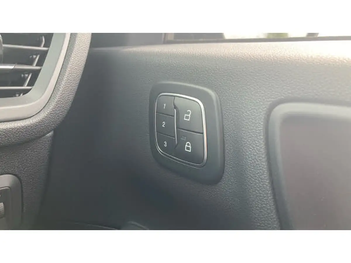 2024-ford-kuga-big-21