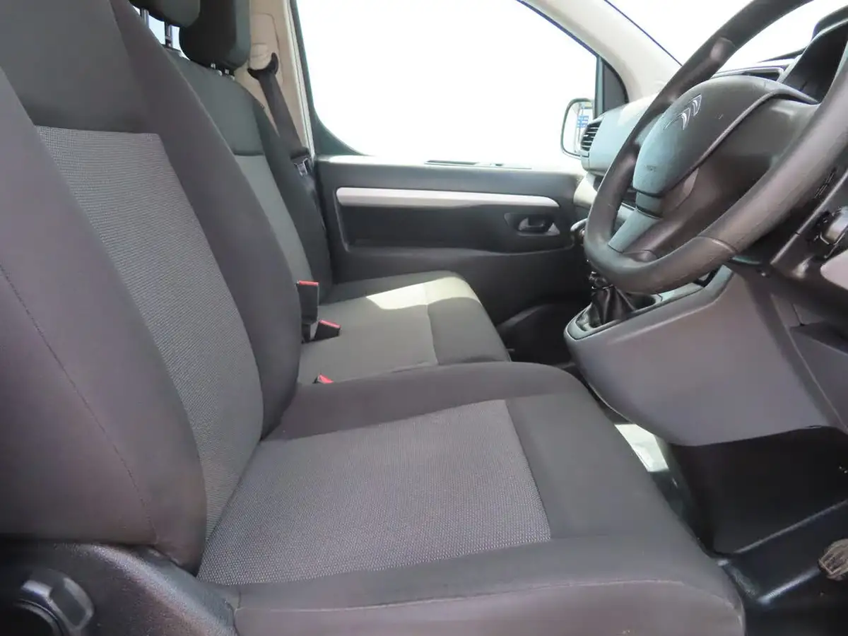 2018-citroen-dispatch-20bluehdi-enterprise-m-1400-crewcab-big-24