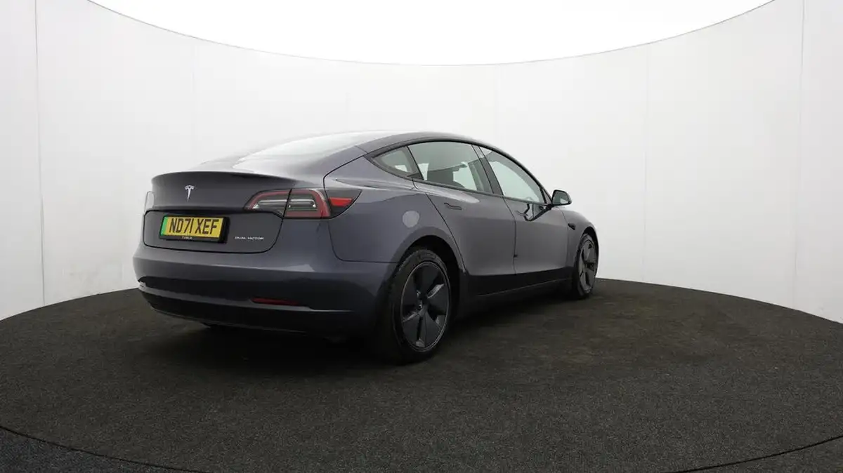 2021-tesla-model-3-e-long-range-awd-big-77