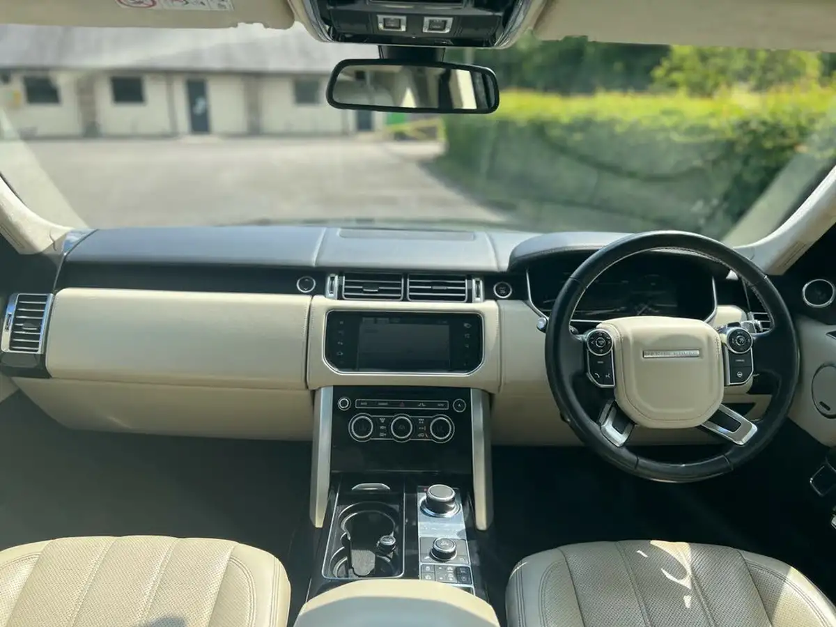 2016-land-rover-range-rover-44-sdv8-autobiography-44-sdv8-339bhp-awd-ss-big-31