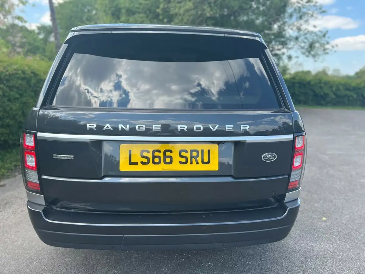 2016-land-rover-range-rover-44-sdv8-autobiography-44-sdv8-339bhp-awd-ss-big-7