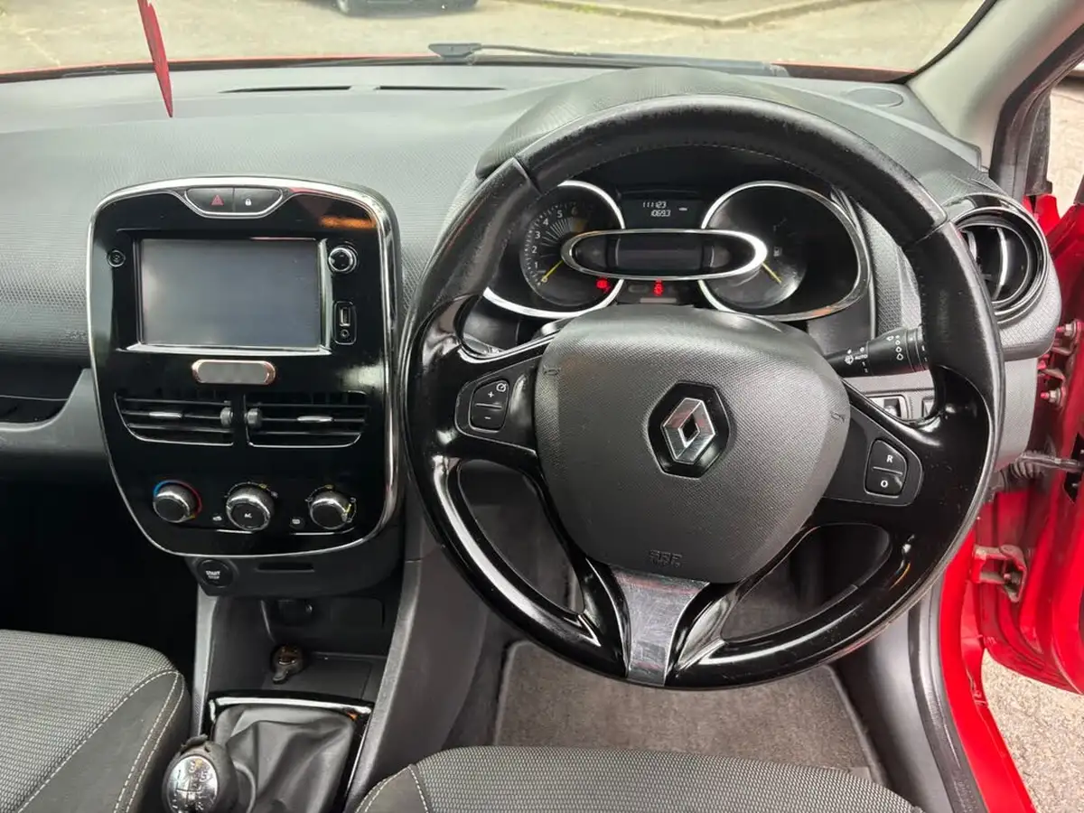 2014-renault-clio-12-dynamique-big-7