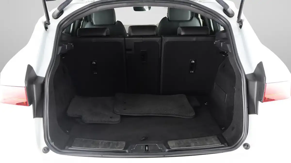 2021-jaguar-e-pace-20-d200-r-dynamic-s-big-17