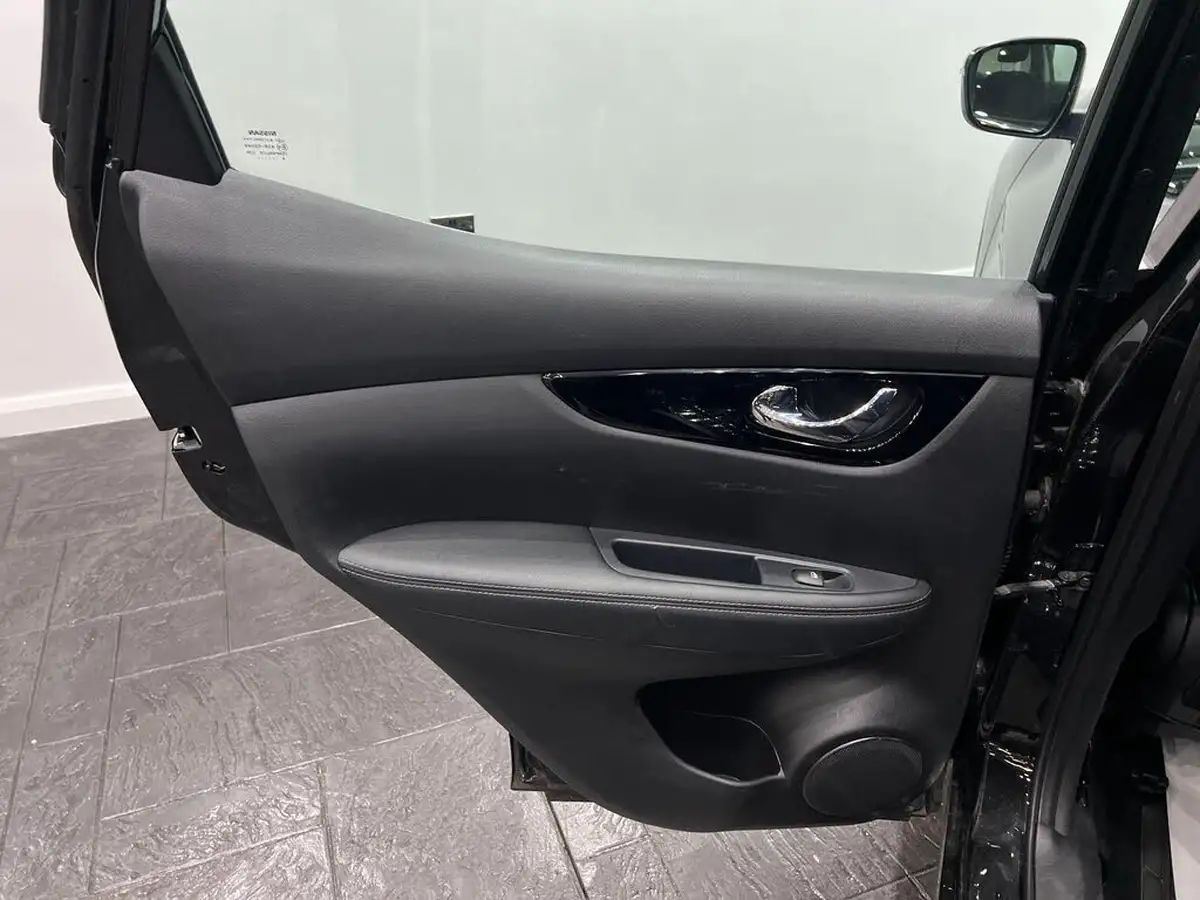 2018-nissan-qashqai-15dci-acenta-premium-big-55