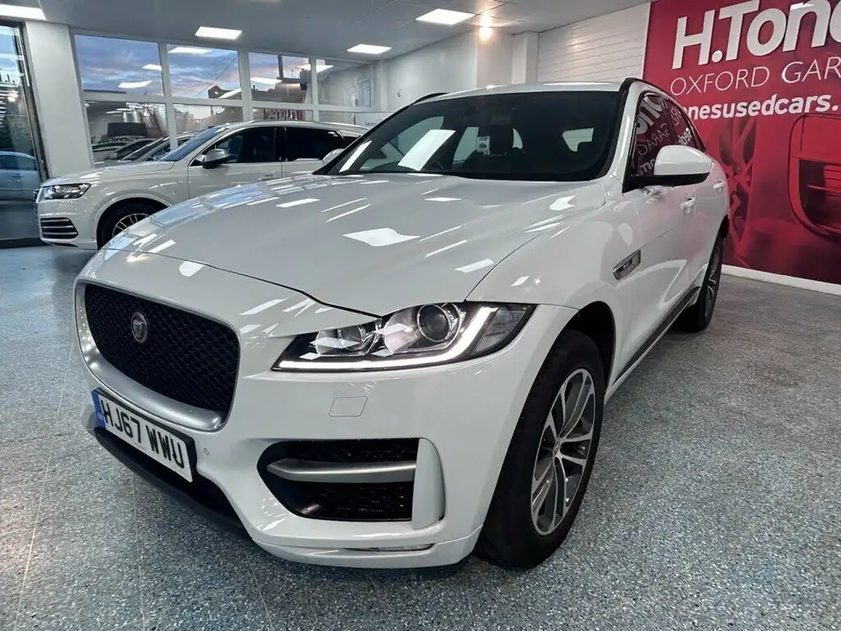 2017-jaguar-f-pace-20-i4d-r-sport-180ps-ss-auto-big-6