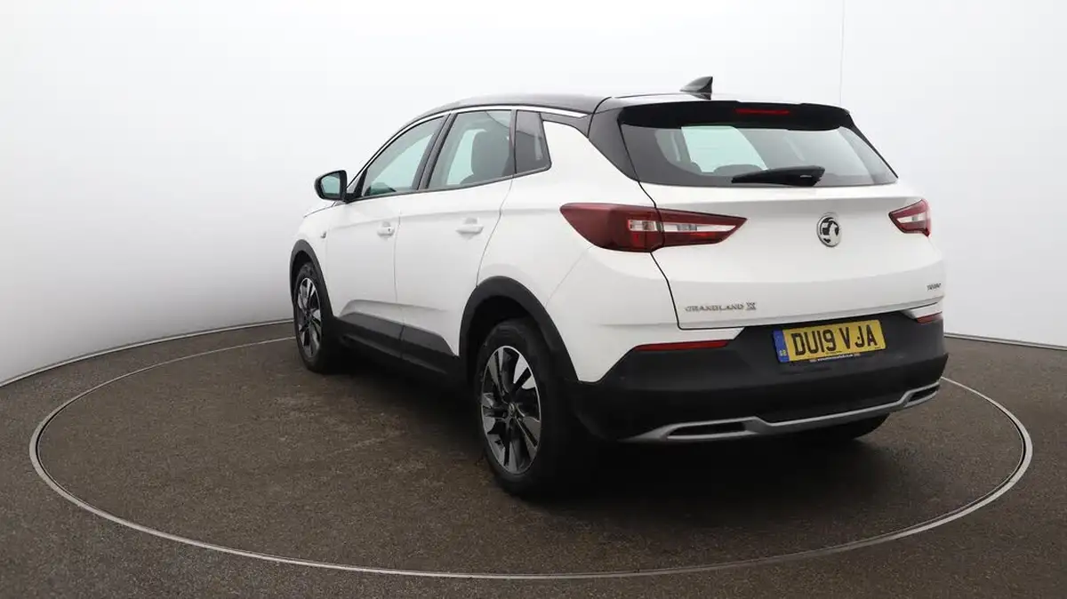2019-vauxhall-grandland-x-12-sport-nav-big-61