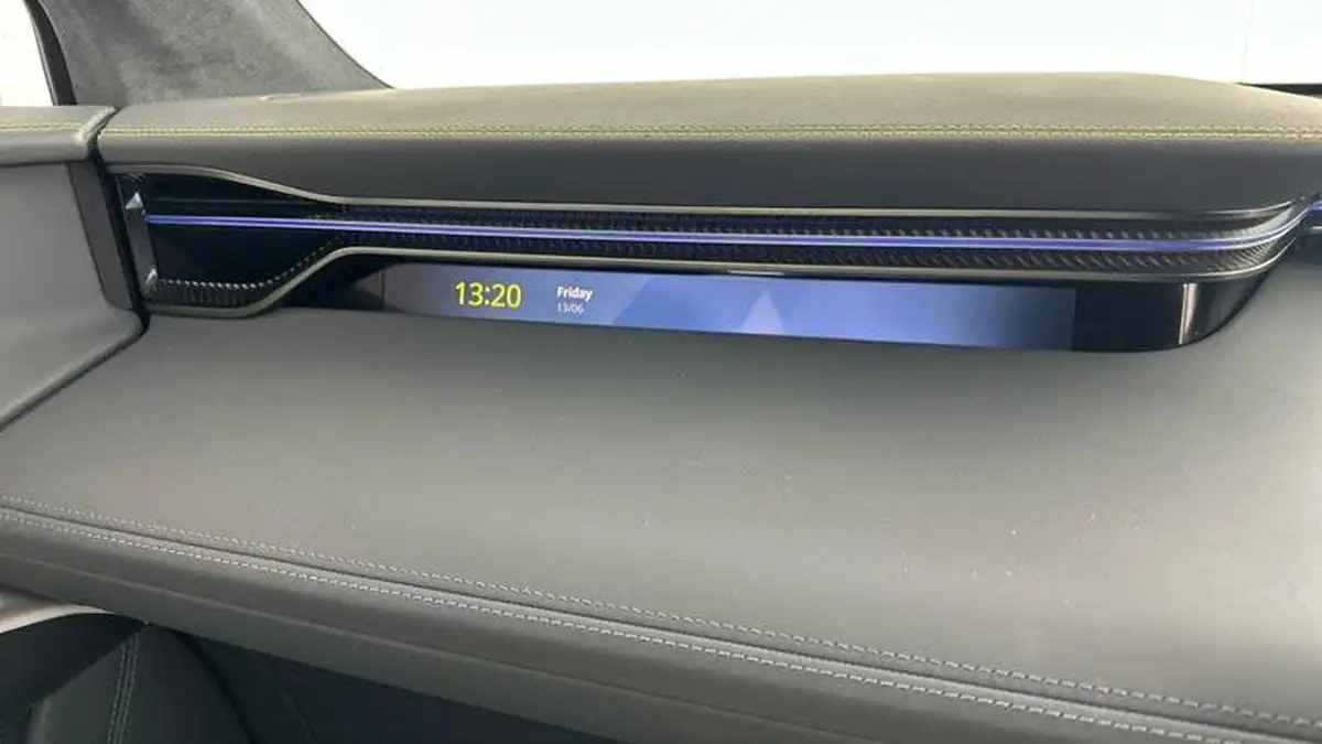 2024-lotus-eletre-e-r-big-14