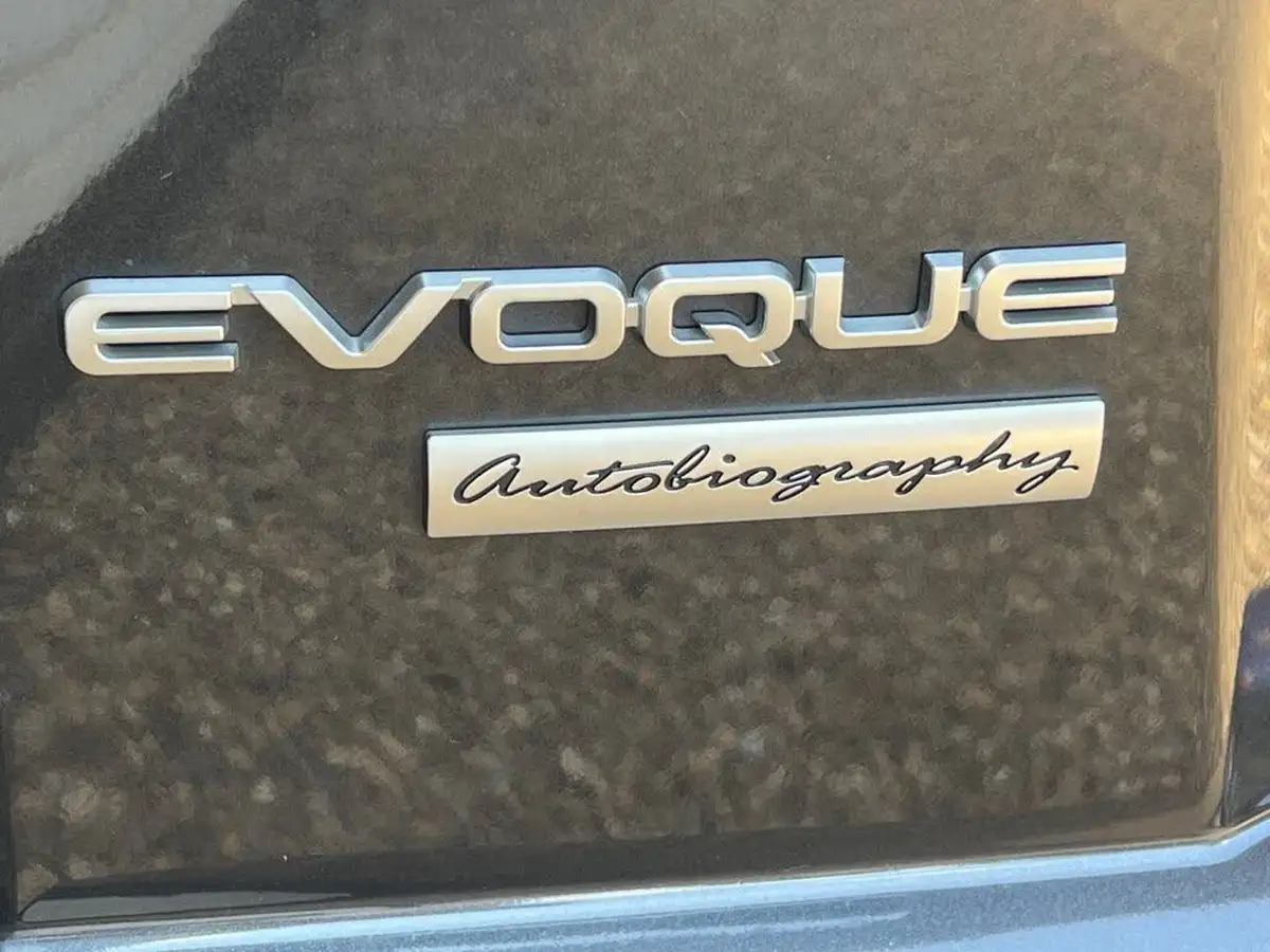 2017-land-rover-range-rover-evoque-20-si4-autobiography-hatchback-5d-big-9