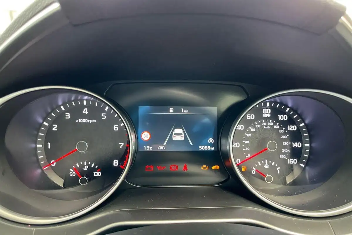 2024-kia-ceed-15-t-gdi-2-138bhp-sportswagon-big-15
