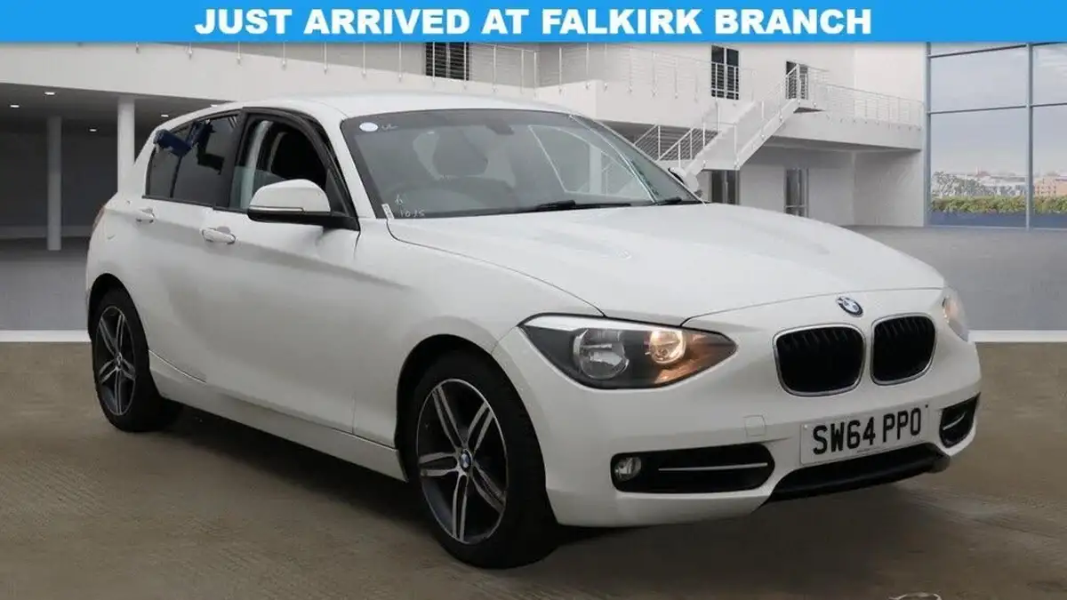2015-bmw-1-series-20td-120d-xdrive-sport-184bhp-big-0