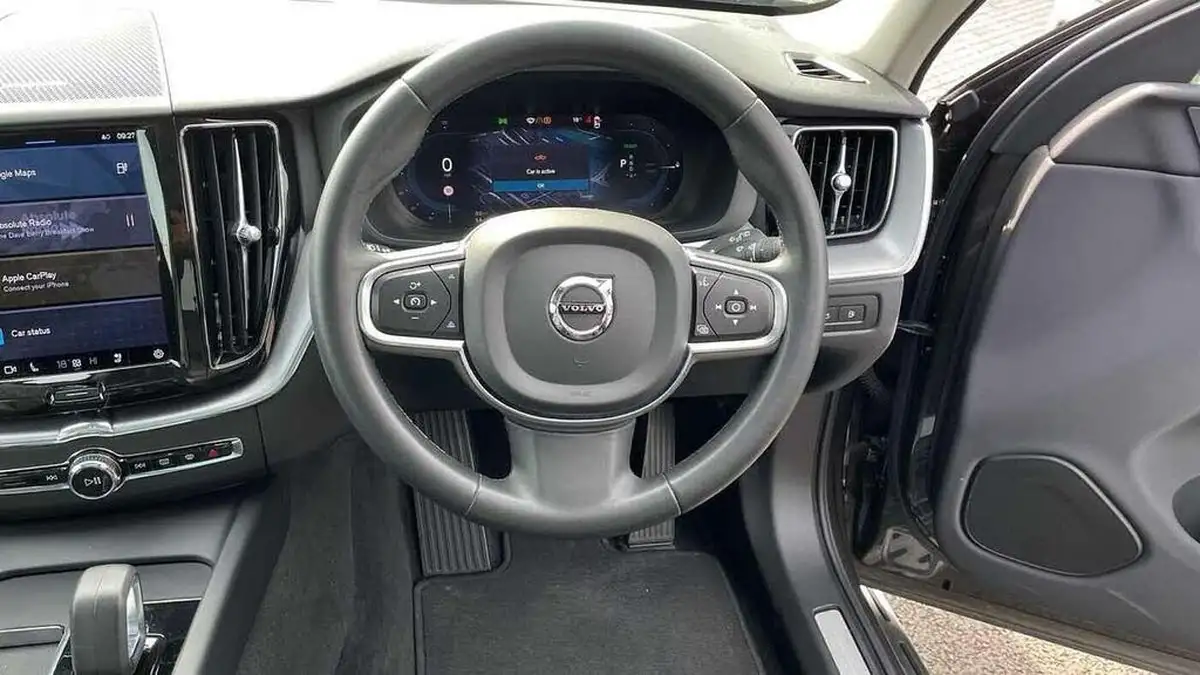 2022-volvo-xc60-20-t6-inscription-expression-350bhp-plug-in-hybrid-big-11