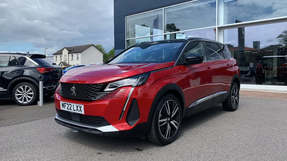 2022-peugeot-5008-suv-12-puretech-gt-premium-big-6