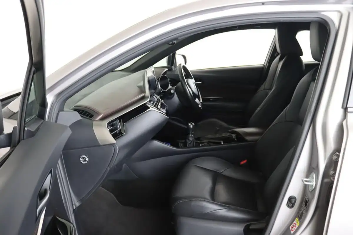 2019-toyota-c-hr-12-excel-big-10