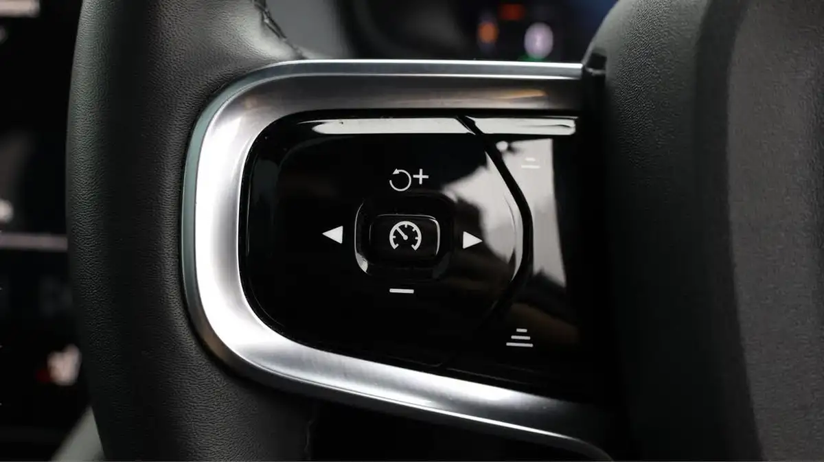 2021-polestar-polestar-2-e-ps2-165kw-standard-single-plus-big-22