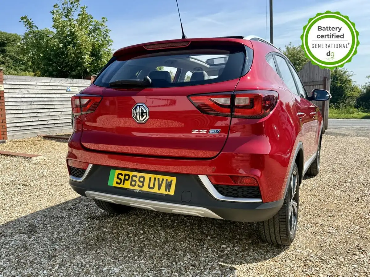 2019-mg-zs-suv-e-exclusive-ev-big-7