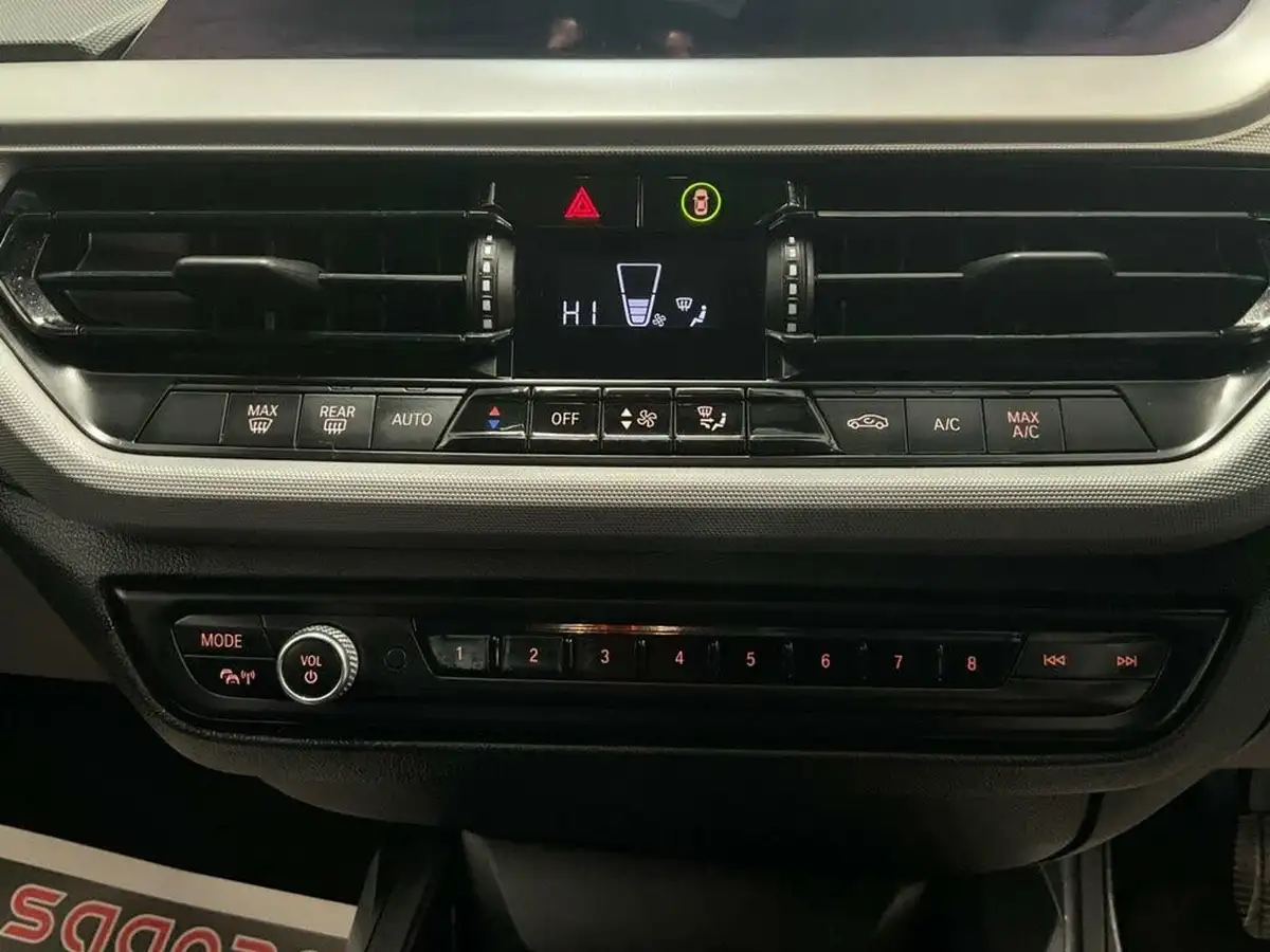 2020-bmw-1-series-15-118i-se-134bhp-big-45