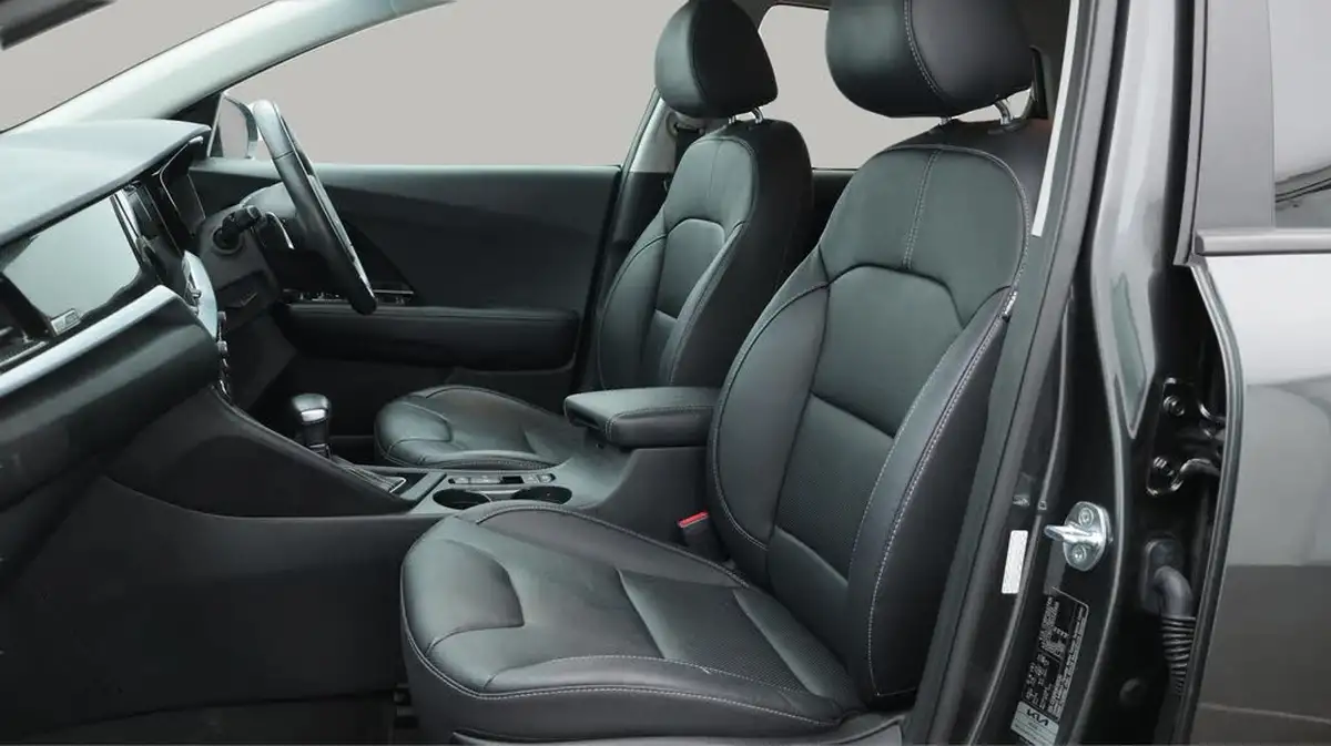 2022-kia-niro-16-gdi-3-156kwh-big-14