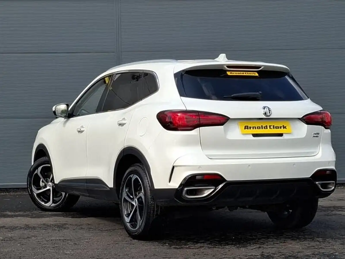 2024-mg-hs-15t-gdi-trophy-258ps-plug-in-hybrid-1490cc-auto-big-1