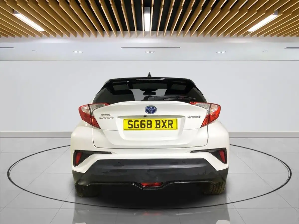 2018-toyota-c-hr-18-vvt-i-design-big-7
