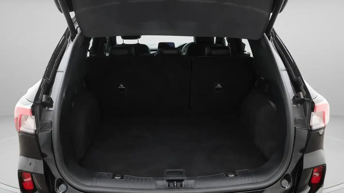 2021-ford-kuga-15-st-line-x-edition-big-16