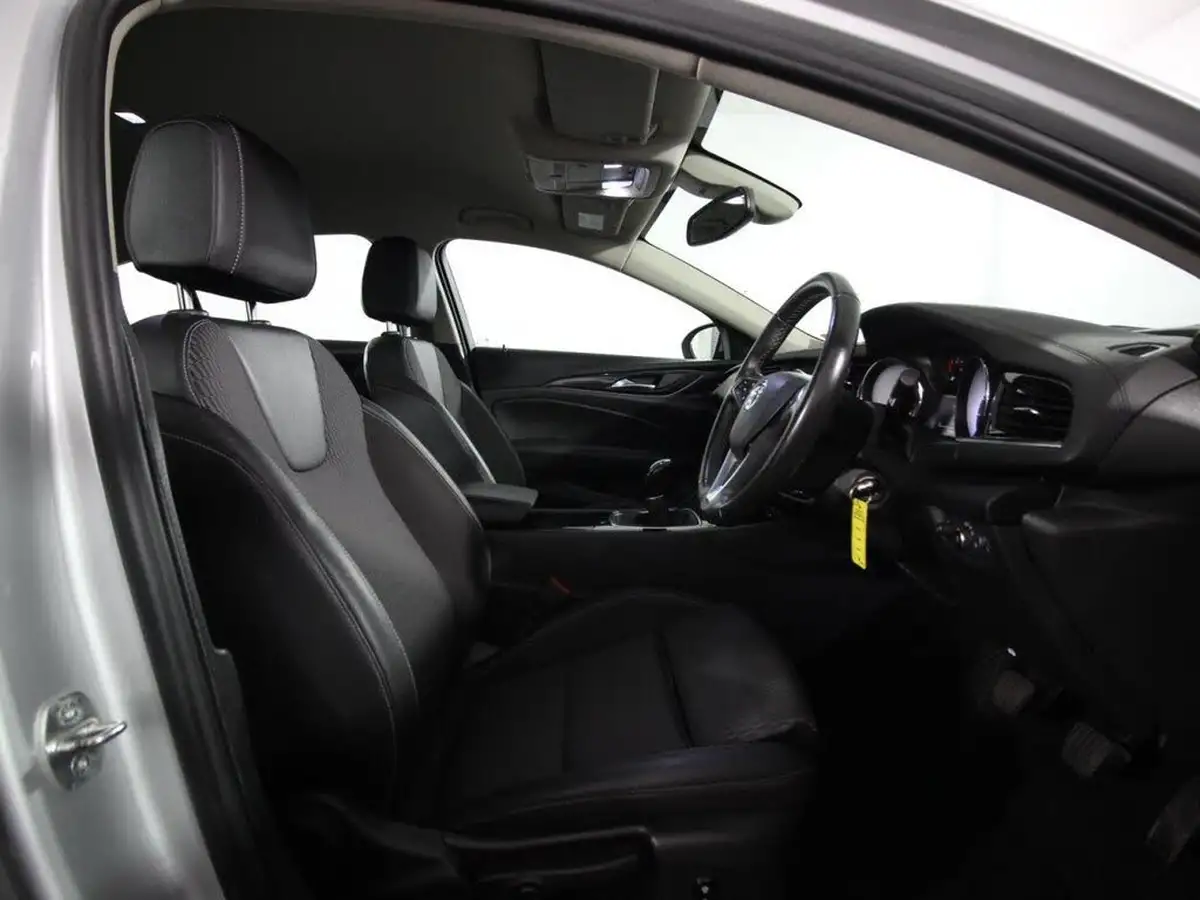2020-vauxhall-insignia-grand-sport-16td-tech-line-nav-136ps-big-8