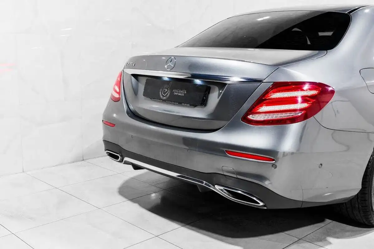 2016-mercedes-benz-e-class-20d-e220d-amg-line-ss-saloon-4d-big-4