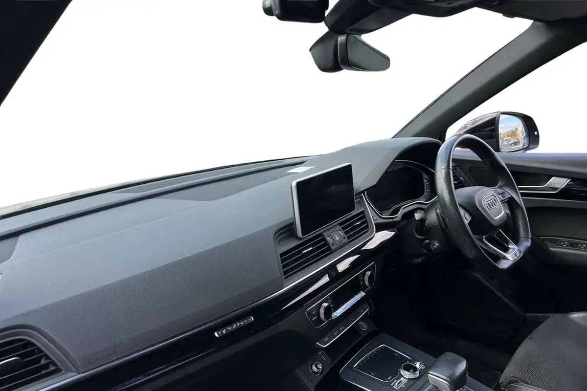 2019-audi-q5-20-45-tfsi-black-edition-big-1