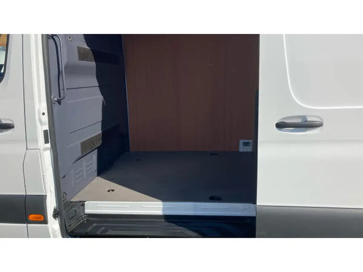 2024-mercedes-benz-sprinter-20cdi-315-l3h2-pro-eco-gear-big-4