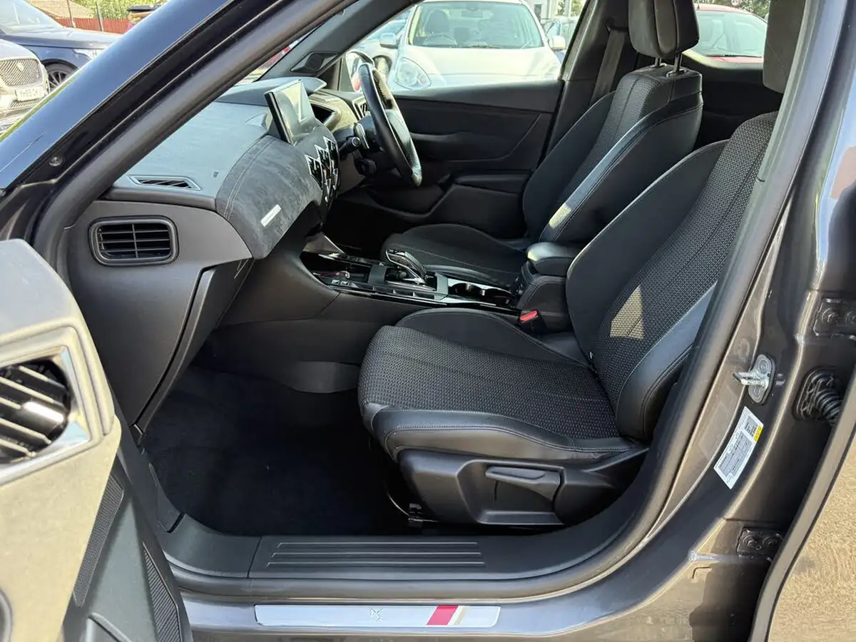 2022-ds-ds-3-crossback-12-puretech-performance-line-130ps-big-42