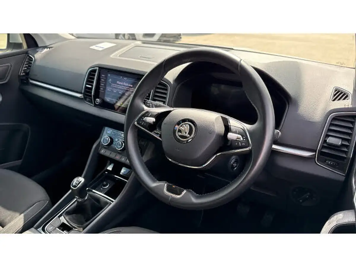 2022-skoda-karoq-10-tsi-se-drive-big-10