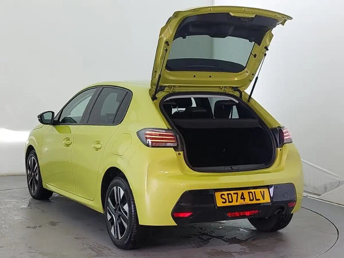 2024-peugeot-208-12-puretech-allure-big-7