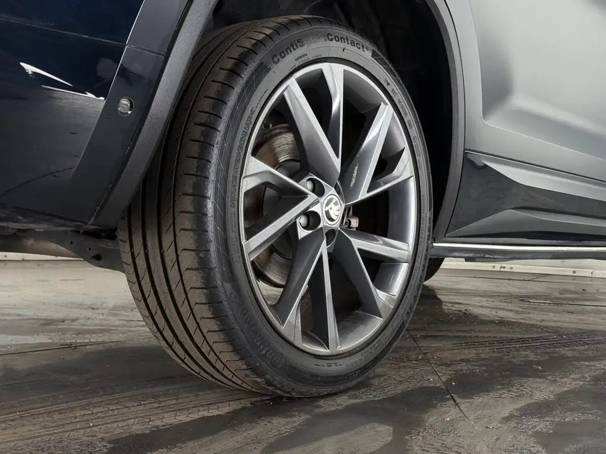 2020-skoda-kodiaq-20tdi-sportline-200ps-dsg-big-11