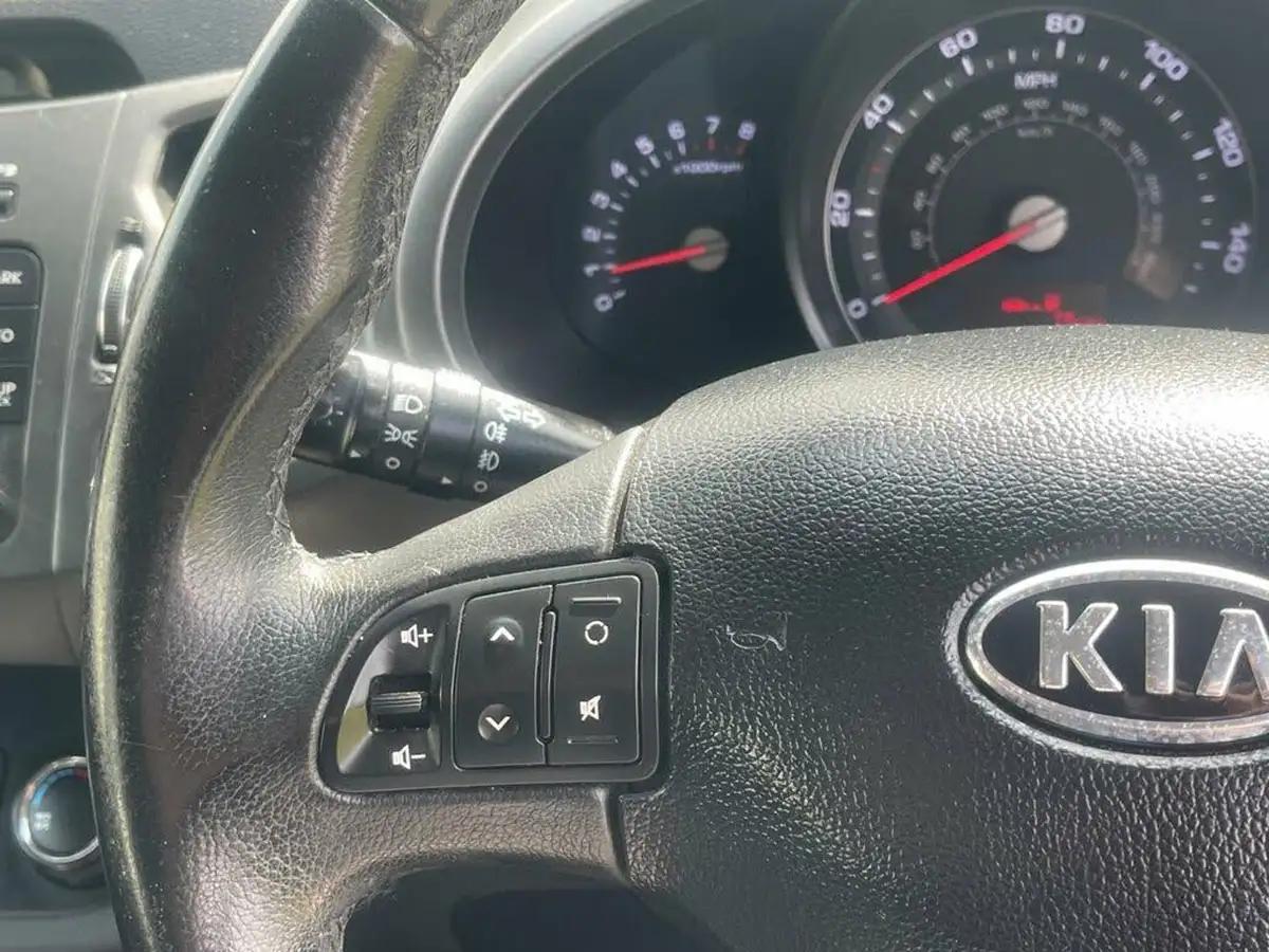 2010-kia-sportage-16-1-big-30