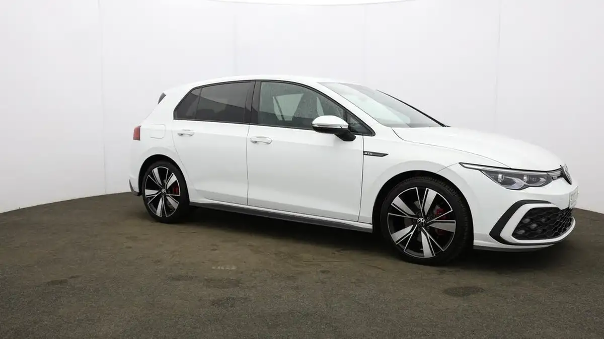 2023-volkswagen-golf-20tdi-gtd-big-41