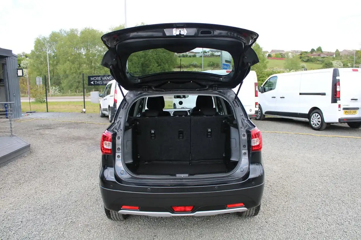 2016-suzuki-s-cross-10-boosterjet-sz-t-110ps-big-17