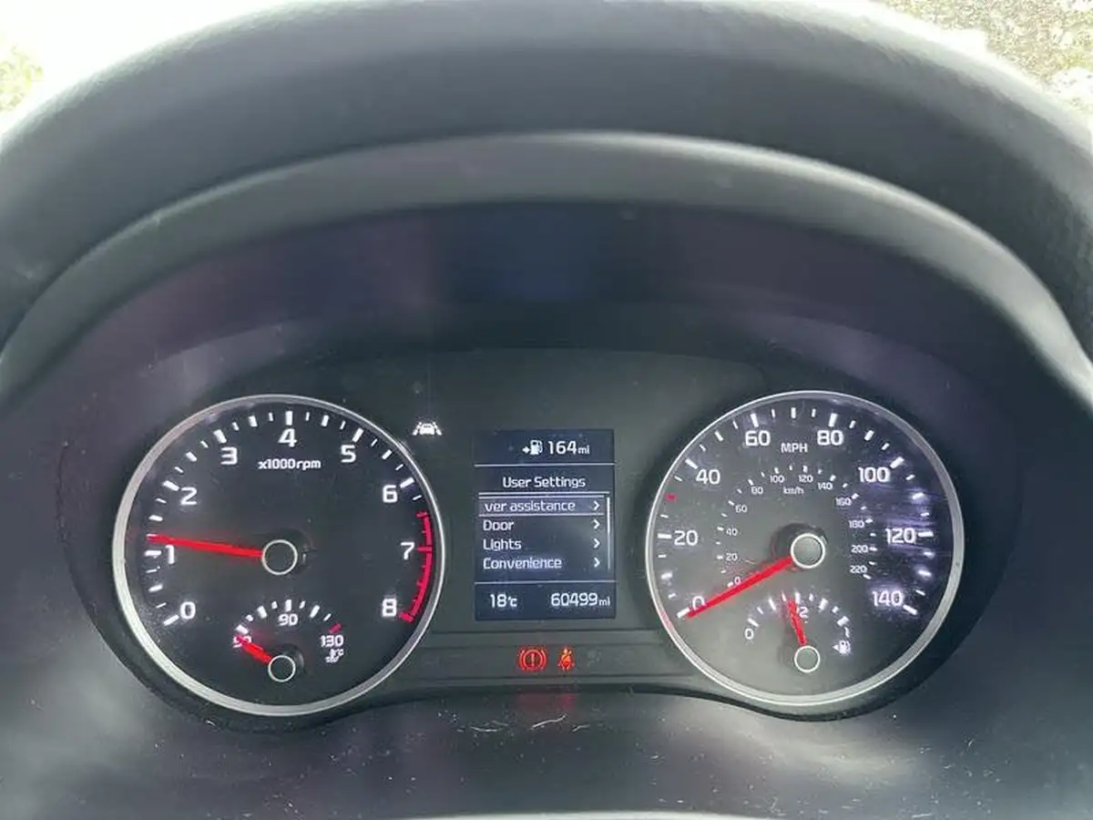 2018-kia-stonic-10-t-gdi-first-edition-big-10