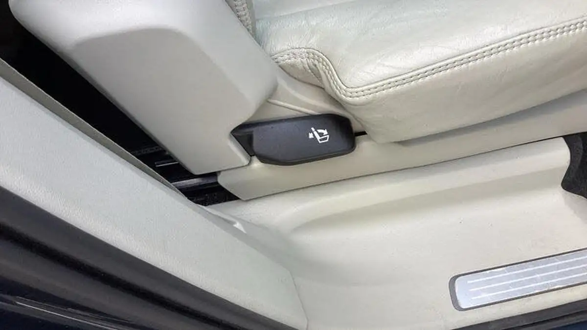 2020-volvo-xc90-20-b5-inscription-big-39