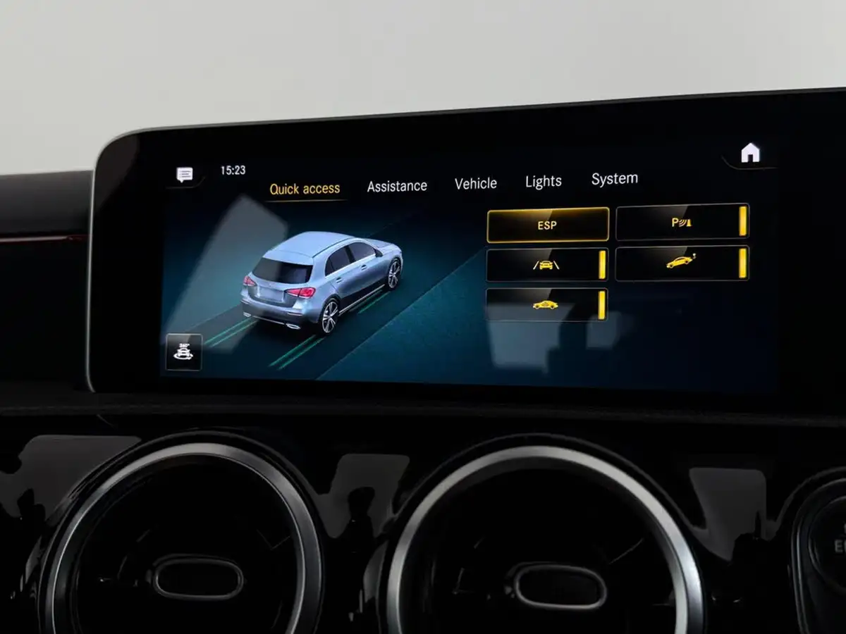 2018-mercedes-benz-a-class-15d-a180d-amg-line-116ps-executivess-hatchback-5d-7g-dct-big-34