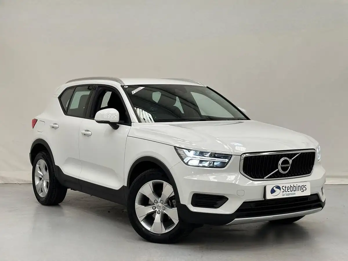 2020-volvo-xc40-20td-d3-momentum-geartronic-big-0