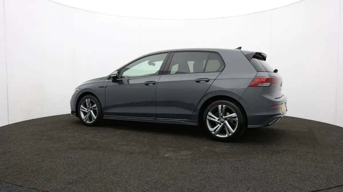 2022-volkswagen-golf-15-tsi-r-line-130ps-hatchback-big-72